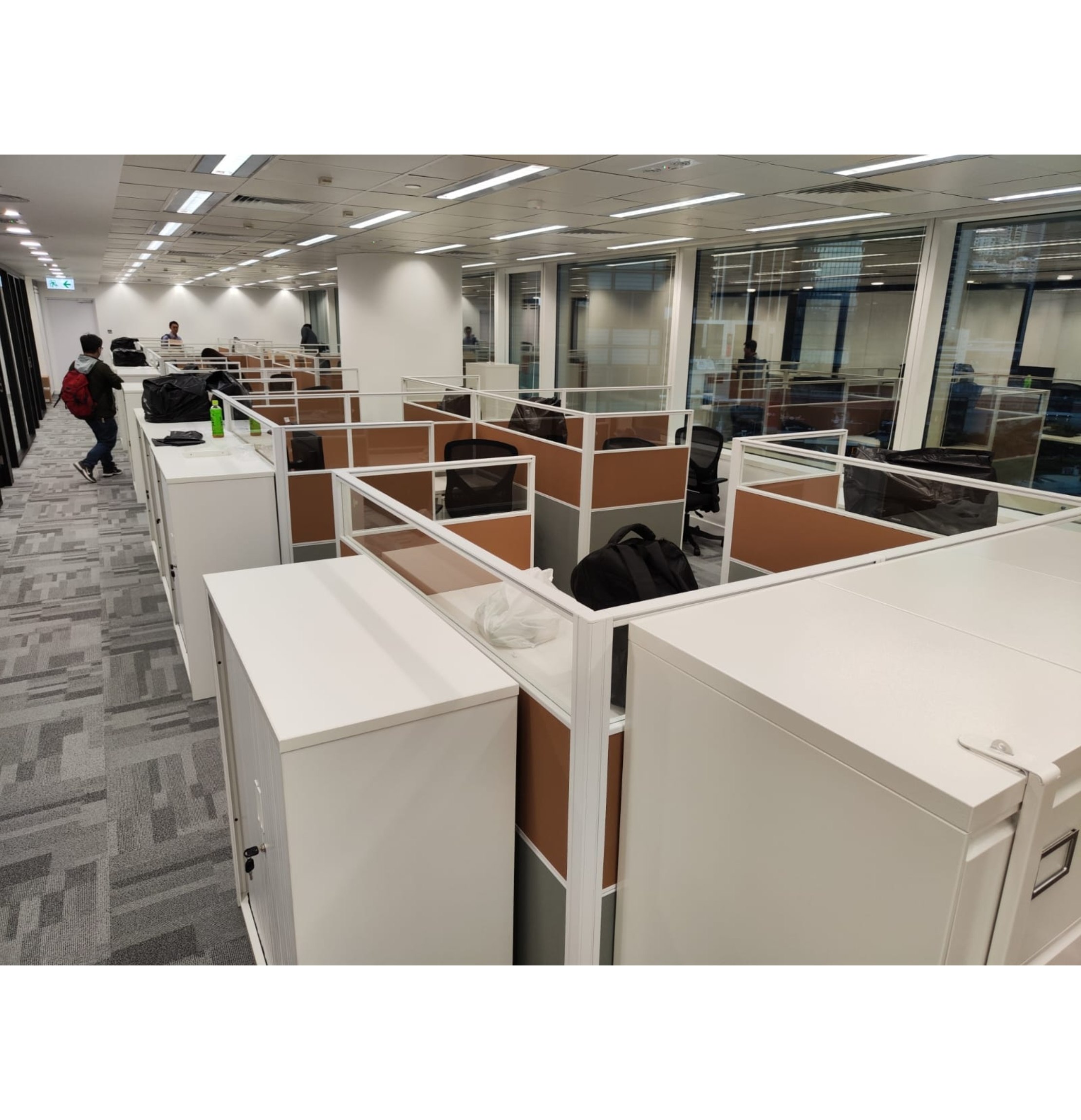 引進重點企業辦公室